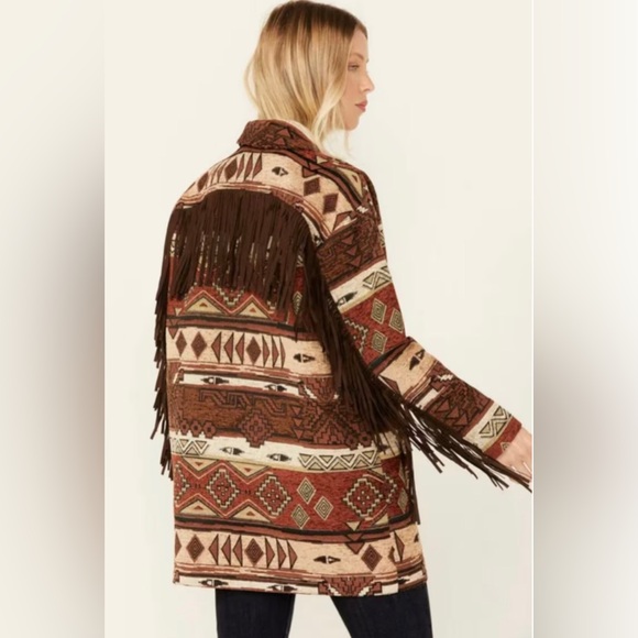 Shyanne Women's Tribal Tapestry Fringe Coat Size M new without tag - Picture 3 of 7